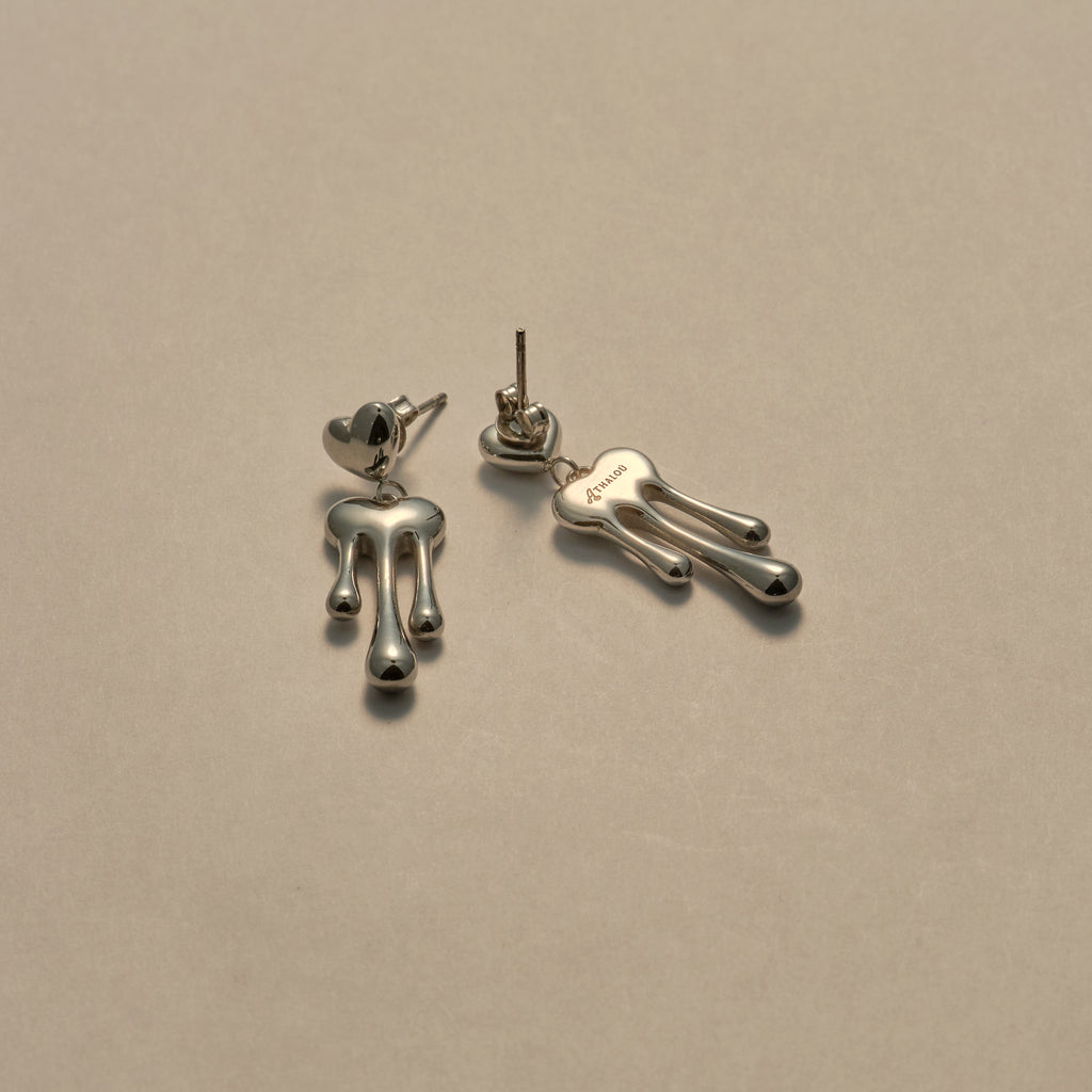 Soff Earring i sølvfarve med to hjerter